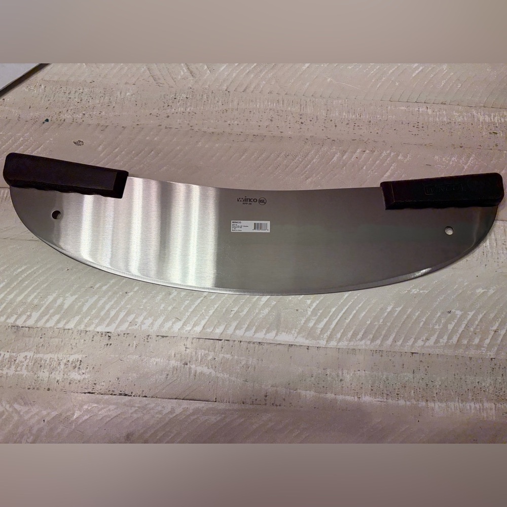 Winco Pizza Cutter 20” - Picture 2 of 4